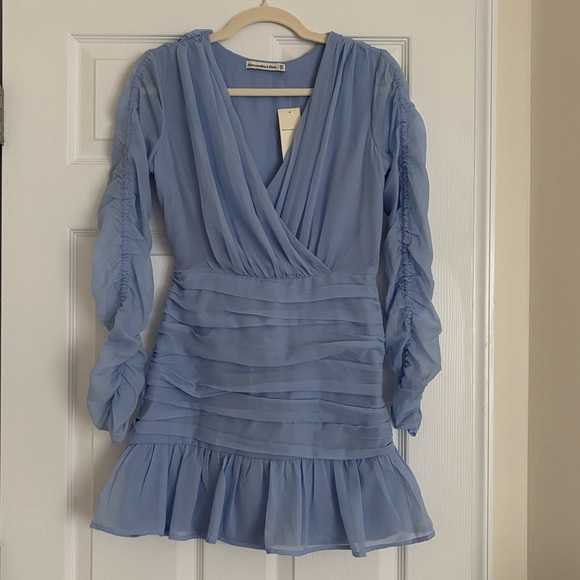Abercrombie & Fitch Dresses & Skirts - NWT Long Sleeve Mini Dress